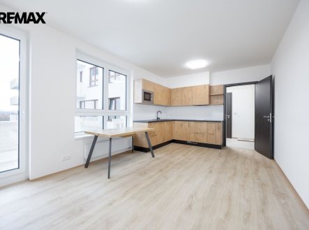 Pronájem bytu, 1+kk, 32 m²