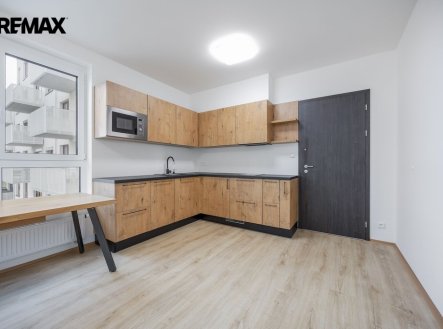 Pronájem bytu, 1+kk, 32 m²