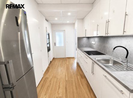 Pronájem bytu, 2+1, 49 m²