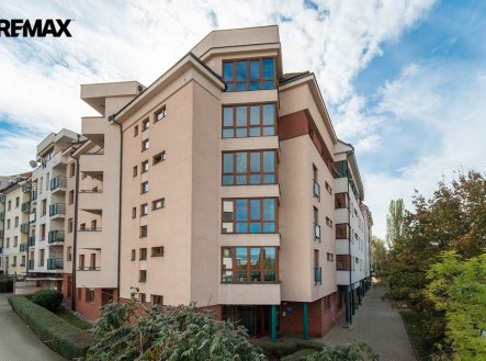 Pronájem bytu, 1+kk, 31 m²