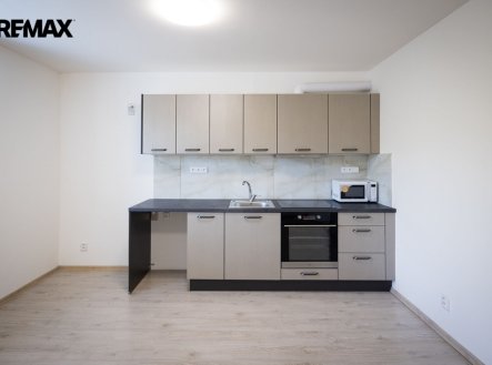 Pronájem bytu, 2+kk, 39 m²