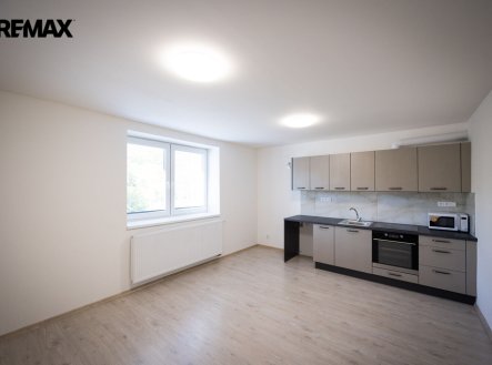 Pronájem bytu, 2+kk, 39 m²