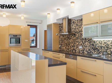 Prodej domu/vily, 241 m²