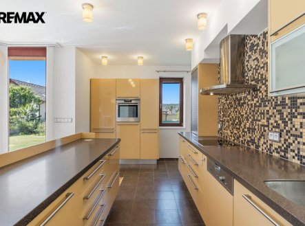 Prodej domu/vily, 241 m²