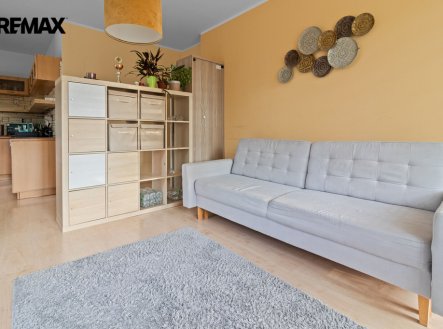 Pronájem bytu, 3+kk, 61 m²