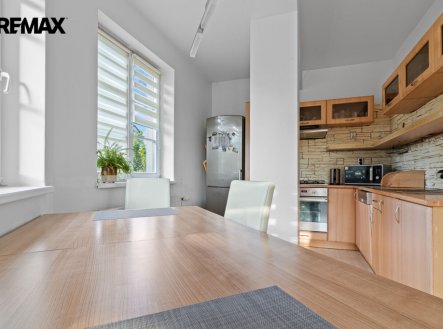 Pronájem bytu, 3+kk, 61 m²