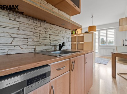 Pronájem bytu, 3+kk, 61 m²