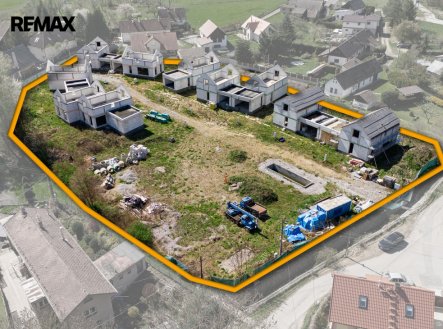 Prodej pozemku pro bydlení, 7 643 m²