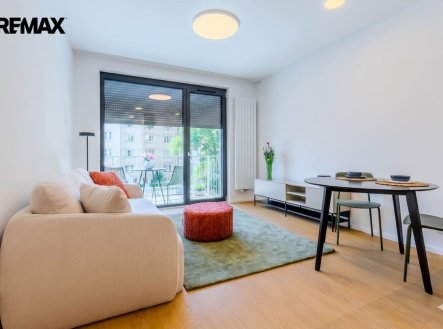 Pronájem bytu, 1+kk, 48 m²