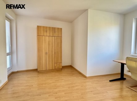 Pronájem bytu, 3+kk, 72 m²