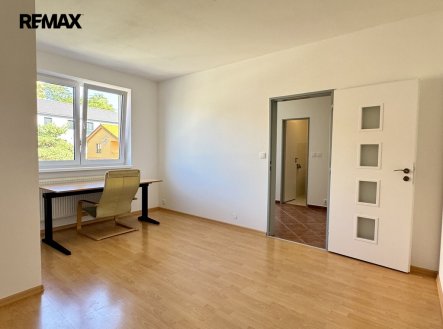 Pronájem bytu, 3+kk, 72 m²