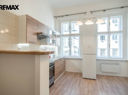 Pronájem bytu, 1+1, 44 m²