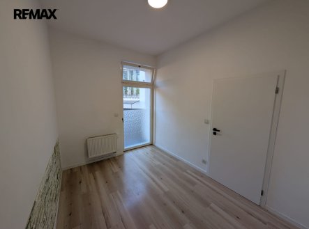 Pronájem bytu, 2+kk, 30 m²