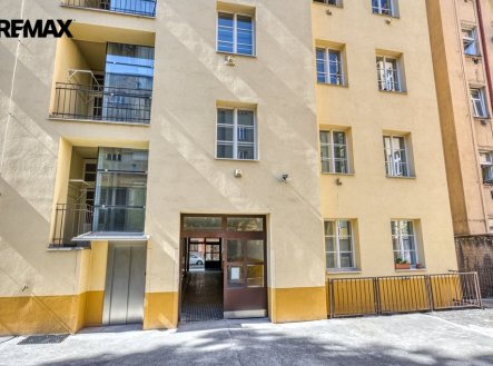 Prodej kanceláře, 57 m²