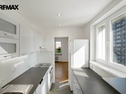 Pronájem bytu, 3+kk, 54 m²