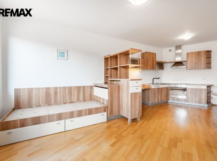 Pronájem bytu, 1+kk, 34 m²