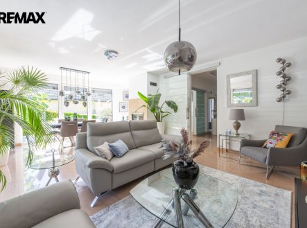 Prodej domu/vily, 215 m²