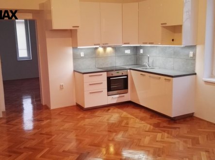 Pronájem bytu, 3+kk, 96 m²