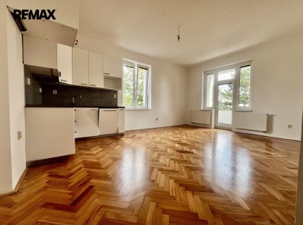 Pronájem bytu, 3+kk, 96 m²