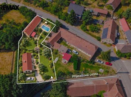 Prodej pozemku pro bydlení, 1 600 m²