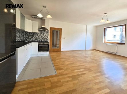 Pronájem bytu, 3+kk, 68 m²