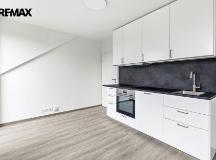Pronájem bytu, 2+kk, 3 180 m²