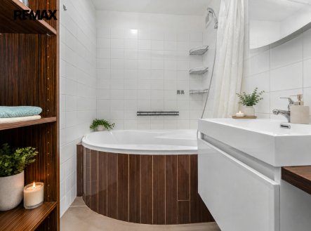 Prodej bytu, 3+kk, 81 m²