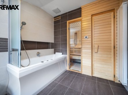 Prodej domu/vily, 216 m²