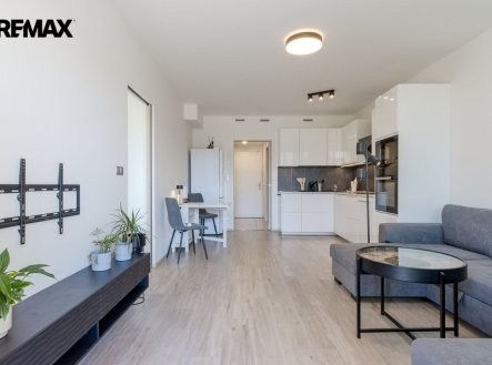 Pronájem bytu, 2+kk, 56 m²