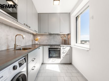 Pronájem bytu, 2+kk, 42 m² obrázek