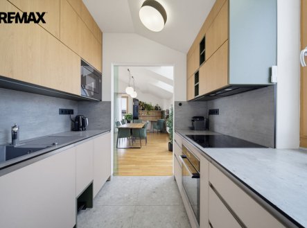 Prodej bytu, 4+kk, 146 m²