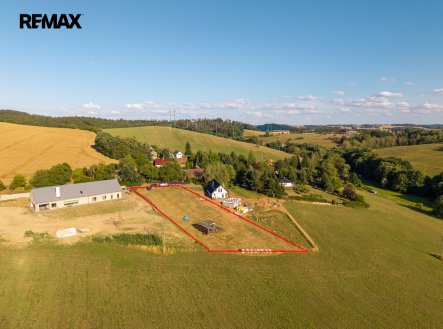 Prodej pozemku pro bydlení, 2 744 m²