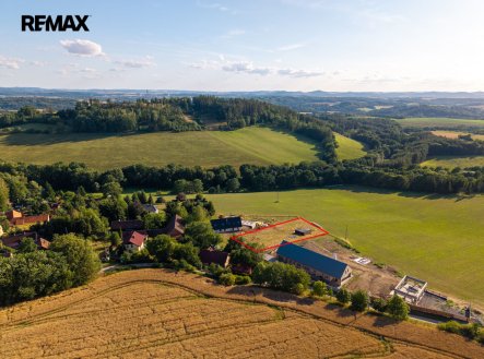 Prodej pozemku pro bydlení, 2 744 m²