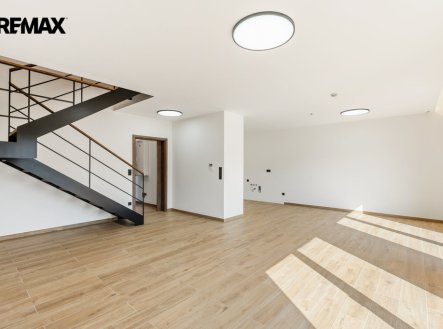 Prodej bytu, 4+kk, 739 m²