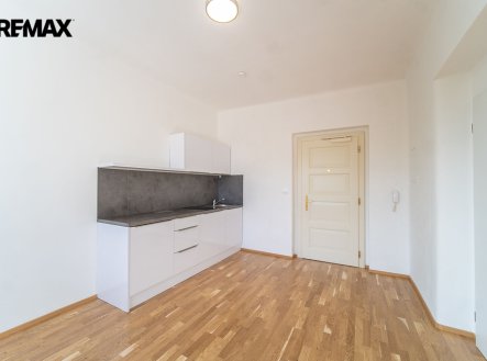 Pronájem bytu, 1+kk, 19 m²