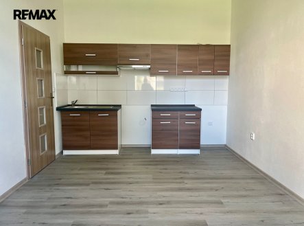 Pronájem bytu, 2+kk, 35 m²