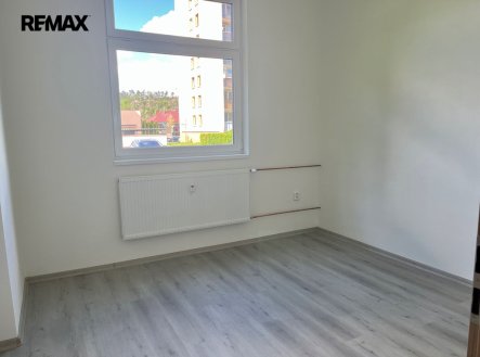 Pronájem bytu, 2+kk, 35 m²