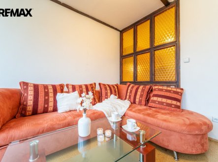 Pronájem bytu, 4+kk, 83 m²