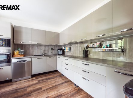 Prodej domu/vily, 208 m²