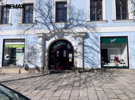 Pronájem obchodní prostory, 61 m²