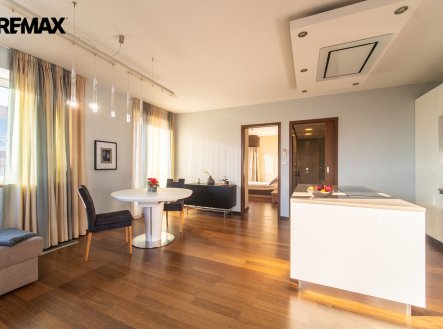 Pronájem bytu, 2+kk, 150 m²