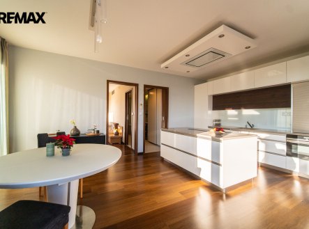 Pronájem bytu, 2+kk, 150 m²