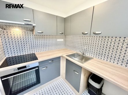 Pronájem obchodní prostory, 27 m²