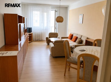 Pronájem bytu, 2+1, 56 m²