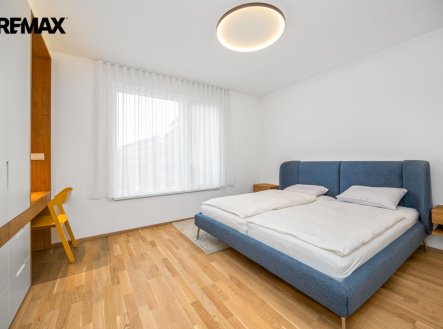 Pronájem bytu, 3+kk, 95 m²
