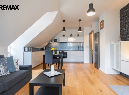 Pronájem bytu, 2+kk, 54 m²