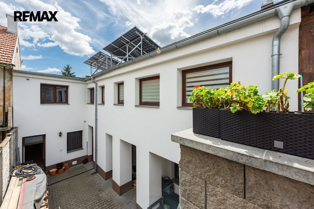 Rodinný dům Rotalova, Brno, se 3 bytovými jednotkami a zahradou