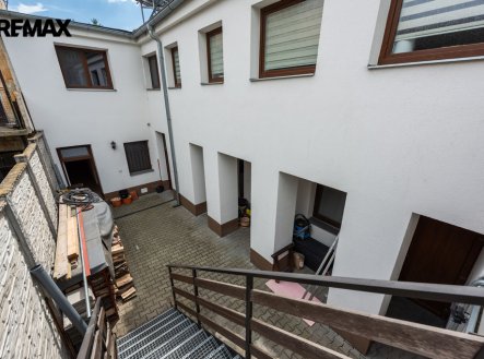 Prodej nájemního domu, 208 m²