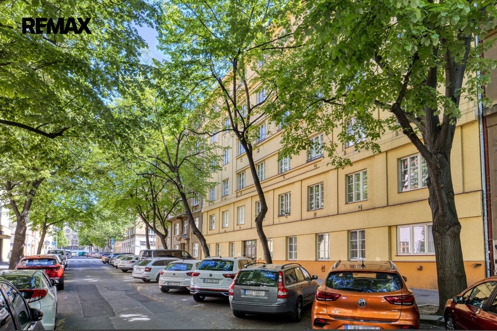 Pohled na dům z ulice