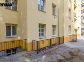 Prodej kanceláře, 77 m²